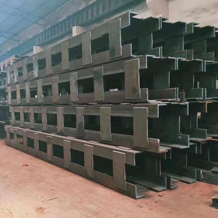 Polygonální příhradový sloup